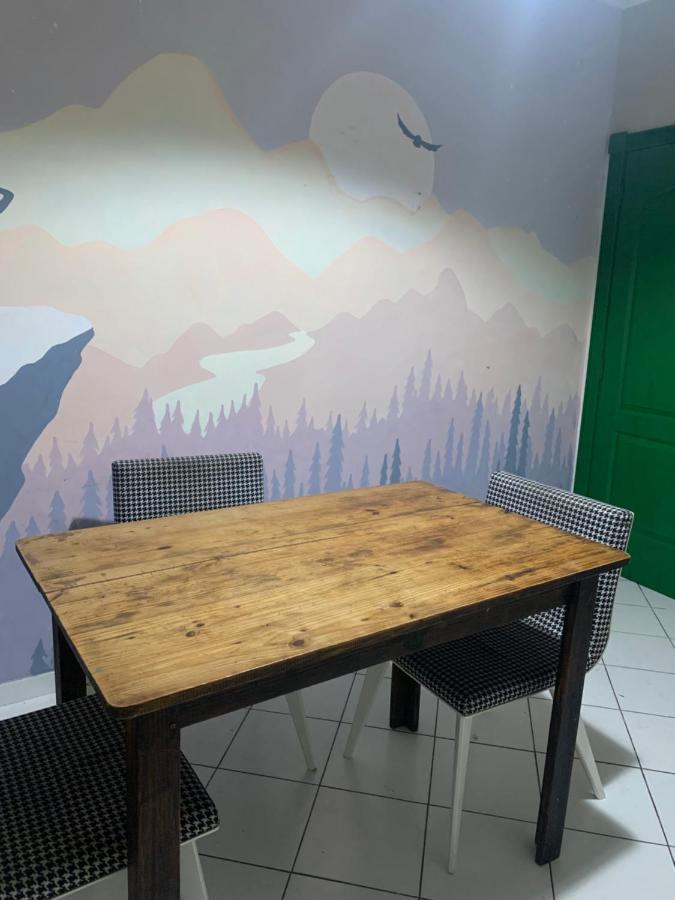 Joshua Tree Hostel - クリチバ エクステリア 写真